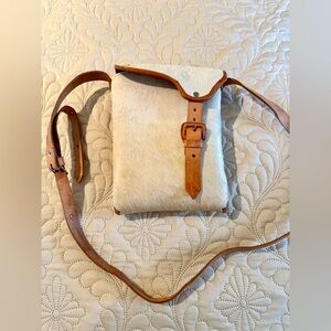 Elegant Cream and Tan Leather Women's Bag